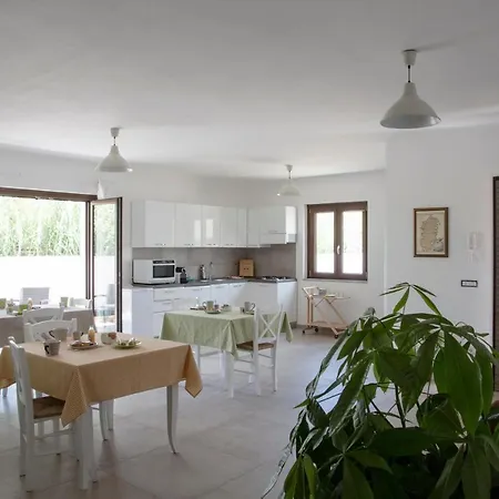 Agata E Gli Altri