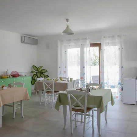 Bed & Breakfast Agata E Gli Altri Tortoli