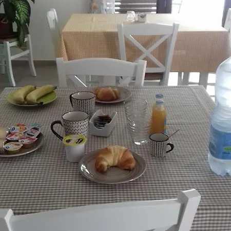 Agata E Gli Altri Bed & Breakfast Tortoli