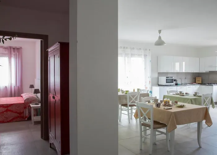 Agata E Gli Altri Bed & Breakfast Tortolì